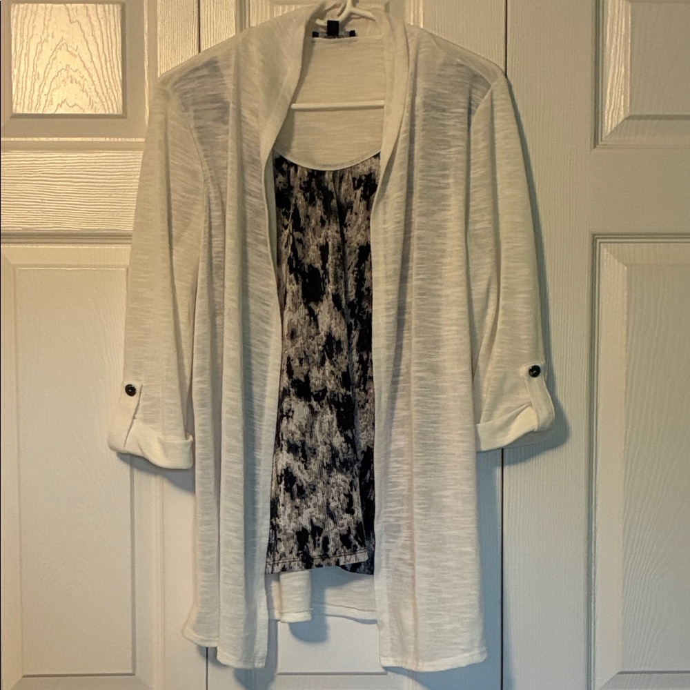 Elementz Women’s Medium White One-piece open Cardigan with Black Patterned Tank
